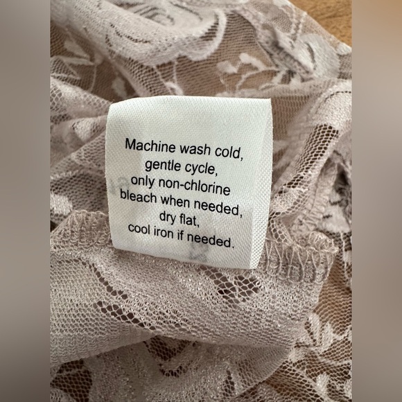 NWOT Women’s Charolette Russe Y2K Inspired Floral Lace Sheer Cottagecore Top - Picture 9 of 9